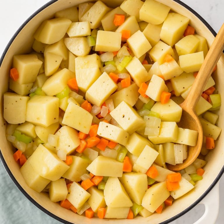 Omas Kartoffelsuppe Rezept – Familiengeheimnis – Omas Rezepte Omas Kartoffelsuppe Rezept – Familiengeheimnis – Omas Rezepte