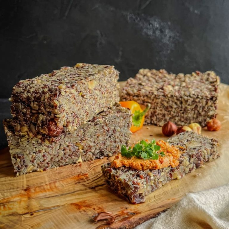 Brot ohne Mehl - saftiges Haferflockenbrot – Omas Rezepte