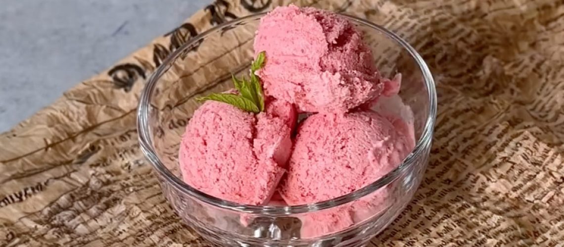 erdbeereis-selber-machen